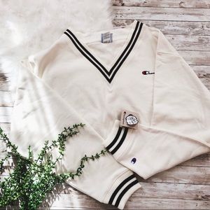 NWT champion Vintage Cropped V-neck Sweatshirt